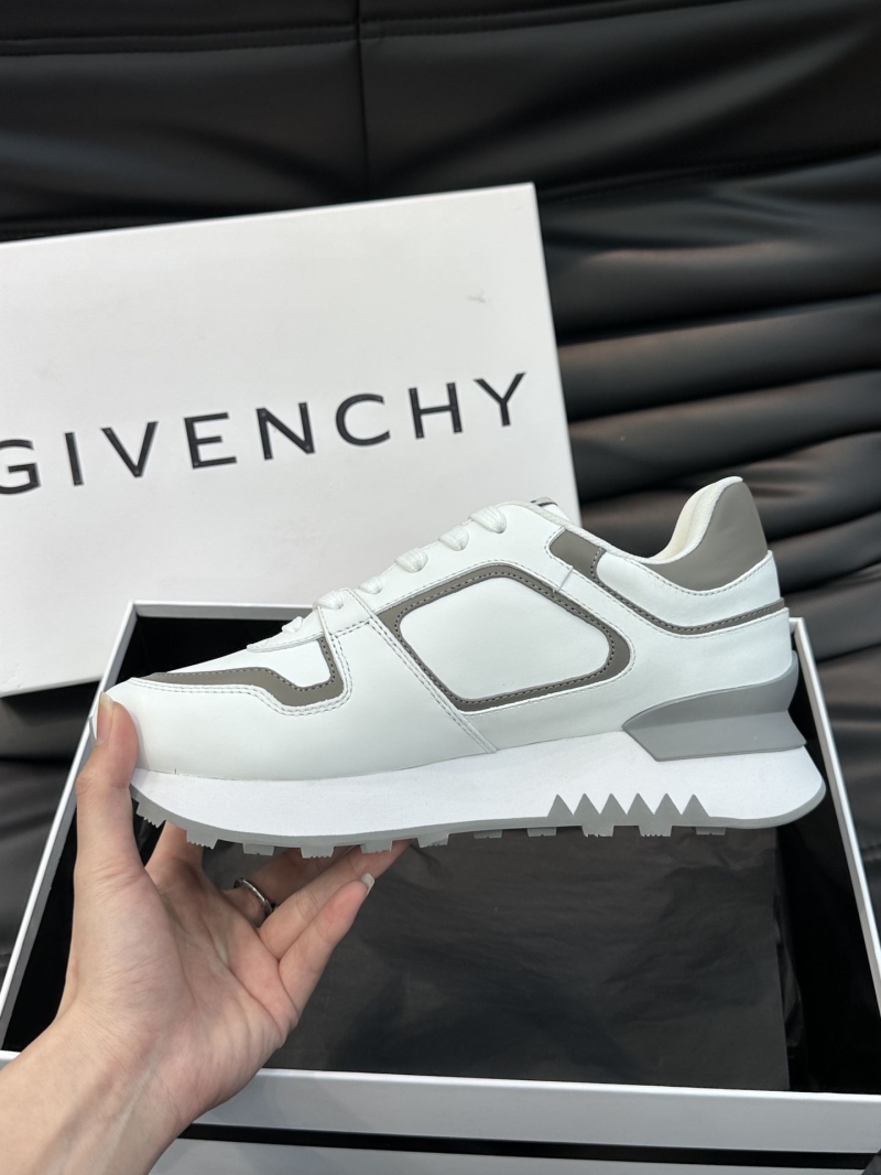 Givenchy Sneakers